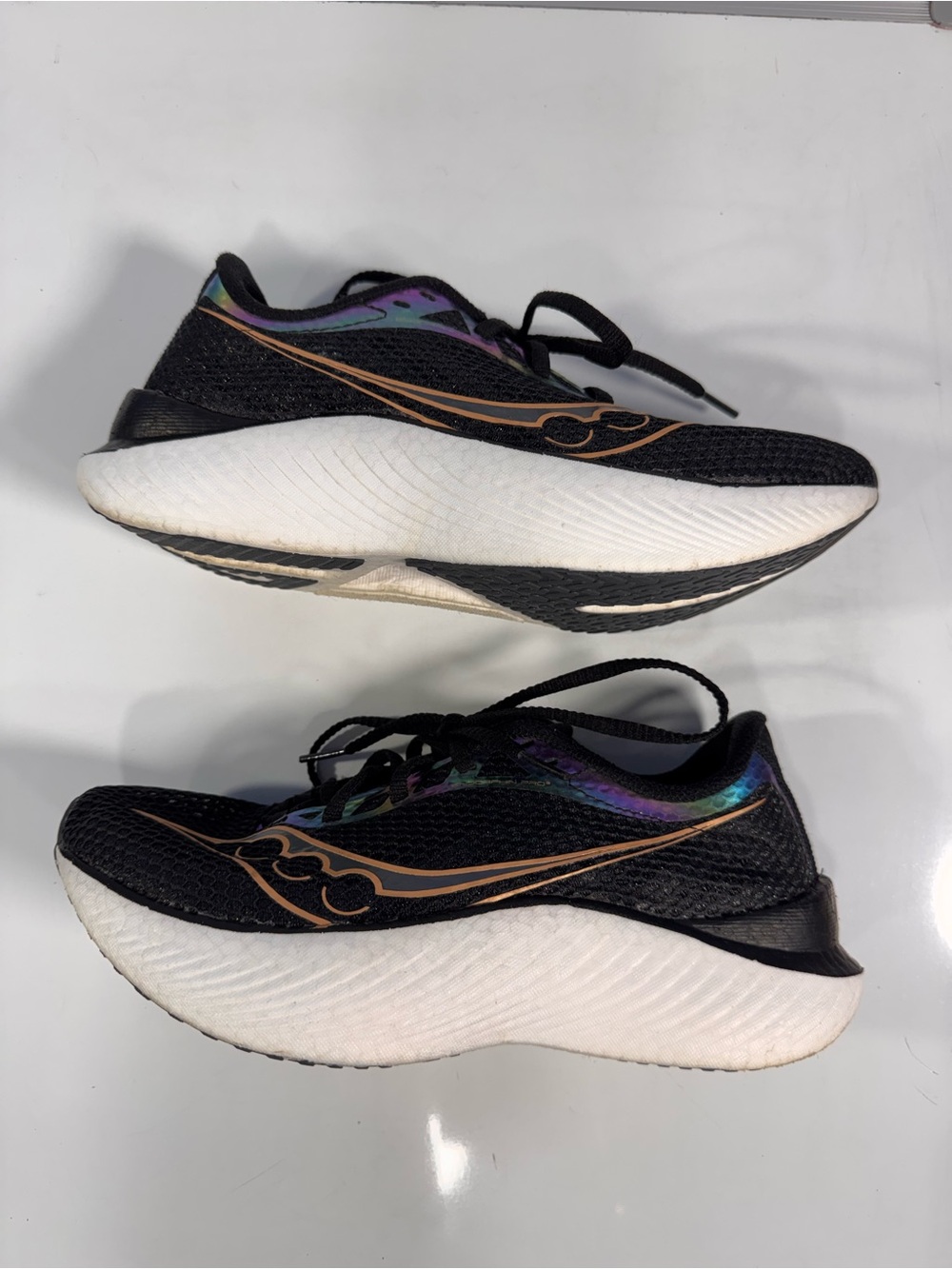 Saucony Endorphin Pro 3 Women’s 8.5 Black Goldstruck Carbon Plate Running Shoes